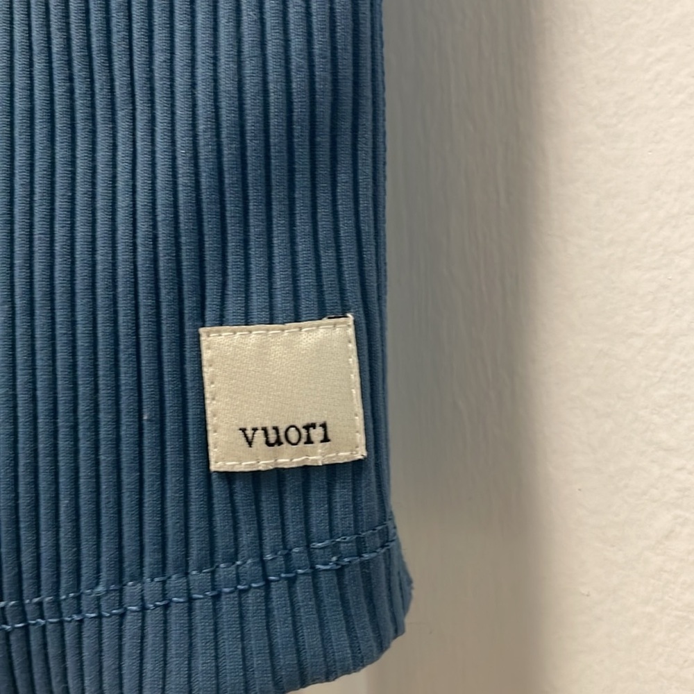 Vuori Blue Tank Top - Picture 5 of 10